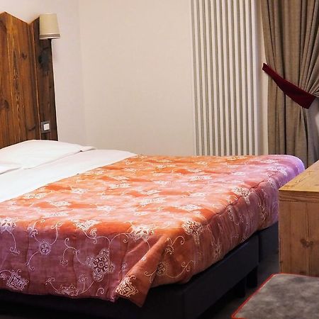 Hotel Serena ديمارو المظهر الخارجي الصورة