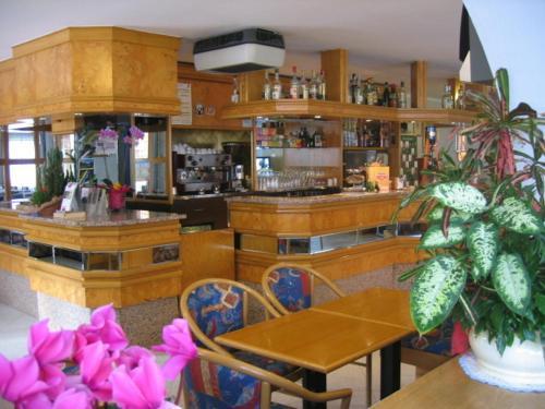 Hotel Serena ديمارو المظهر الخارجي الصورة