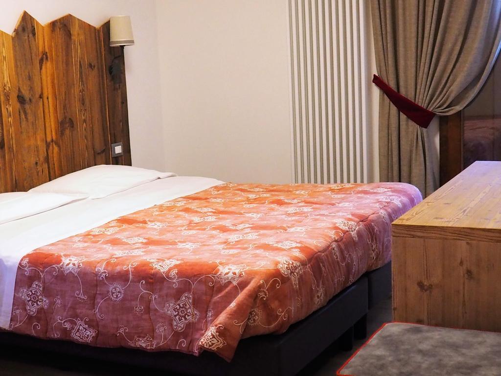 Hotel Serena ديمارو المظهر الخارجي الصورة